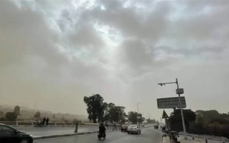 أمطار رعدية ورياح نشطة.. الأرصاد تحذّر من طقس السبت 18 أبريل 2026